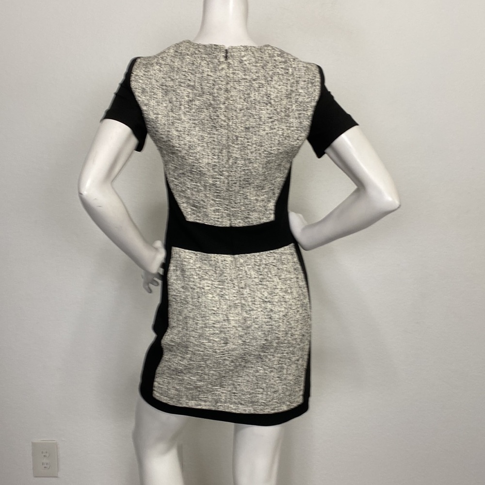 Tibi Tweed & Ponte Short Sleeve Paneled Dress Size 4 - Picture 5 of 9